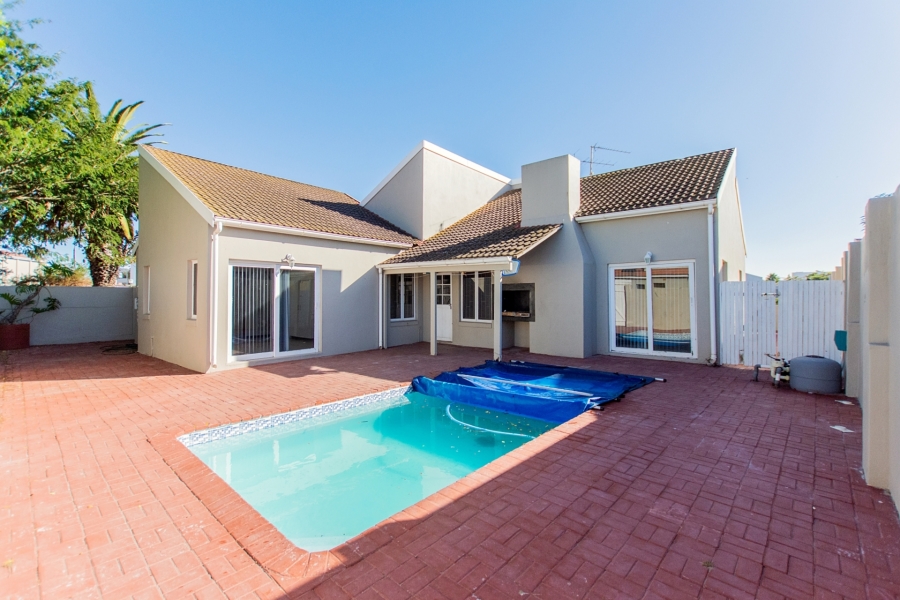 3 Bedroom Property for Sale in Port Owen Western Cape